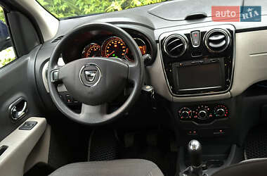 Минивэн Dacia Lodgy 2012 в 