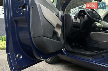 Минивэн Dacia Lodgy 2012 в 