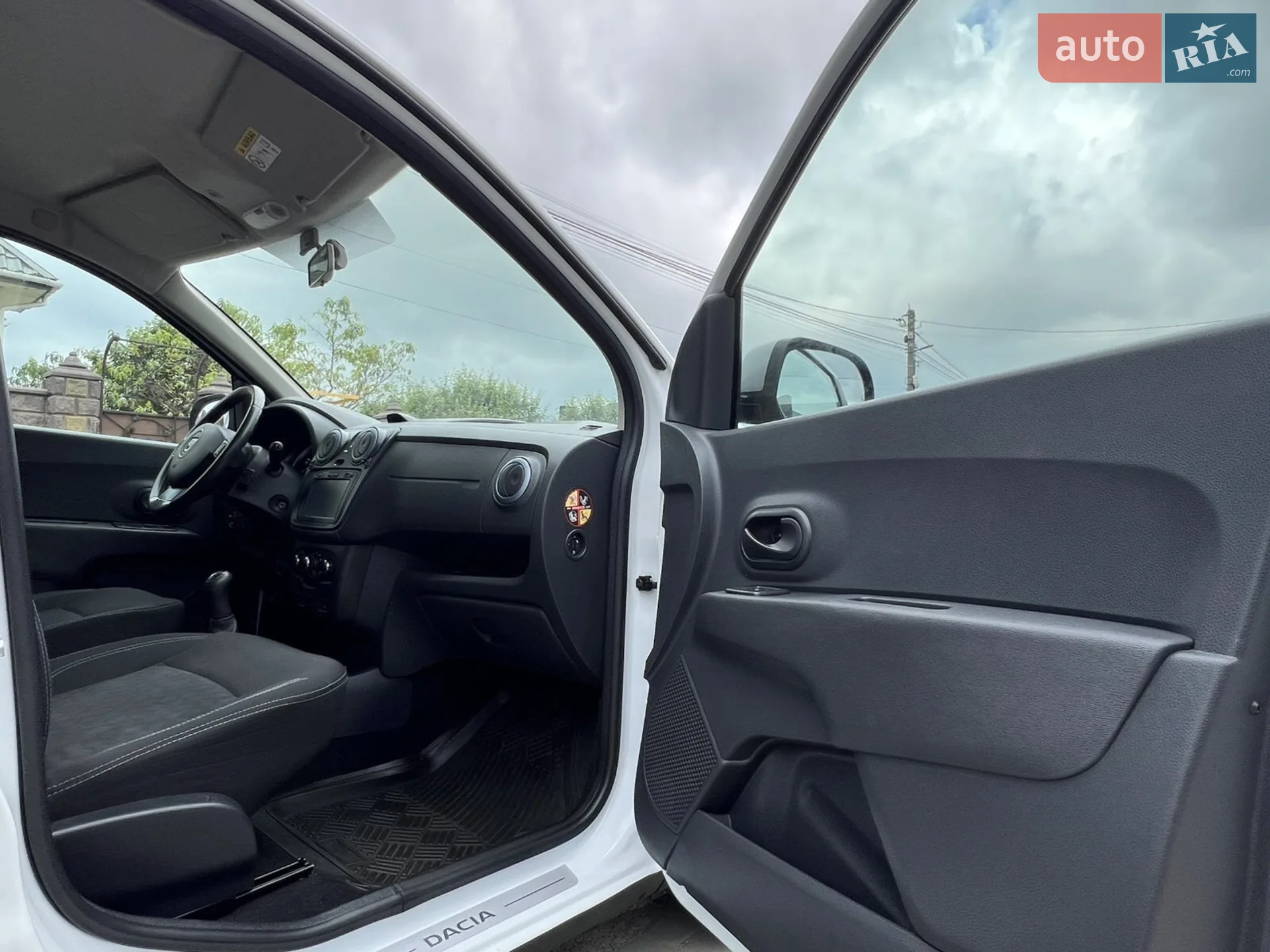 2016 Dacia Lodgy - мініатюра 17