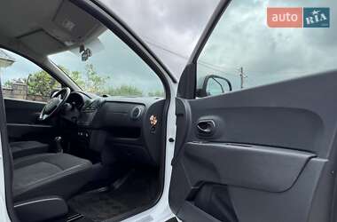 Минивэн Dacia Lodgy 2016 в 