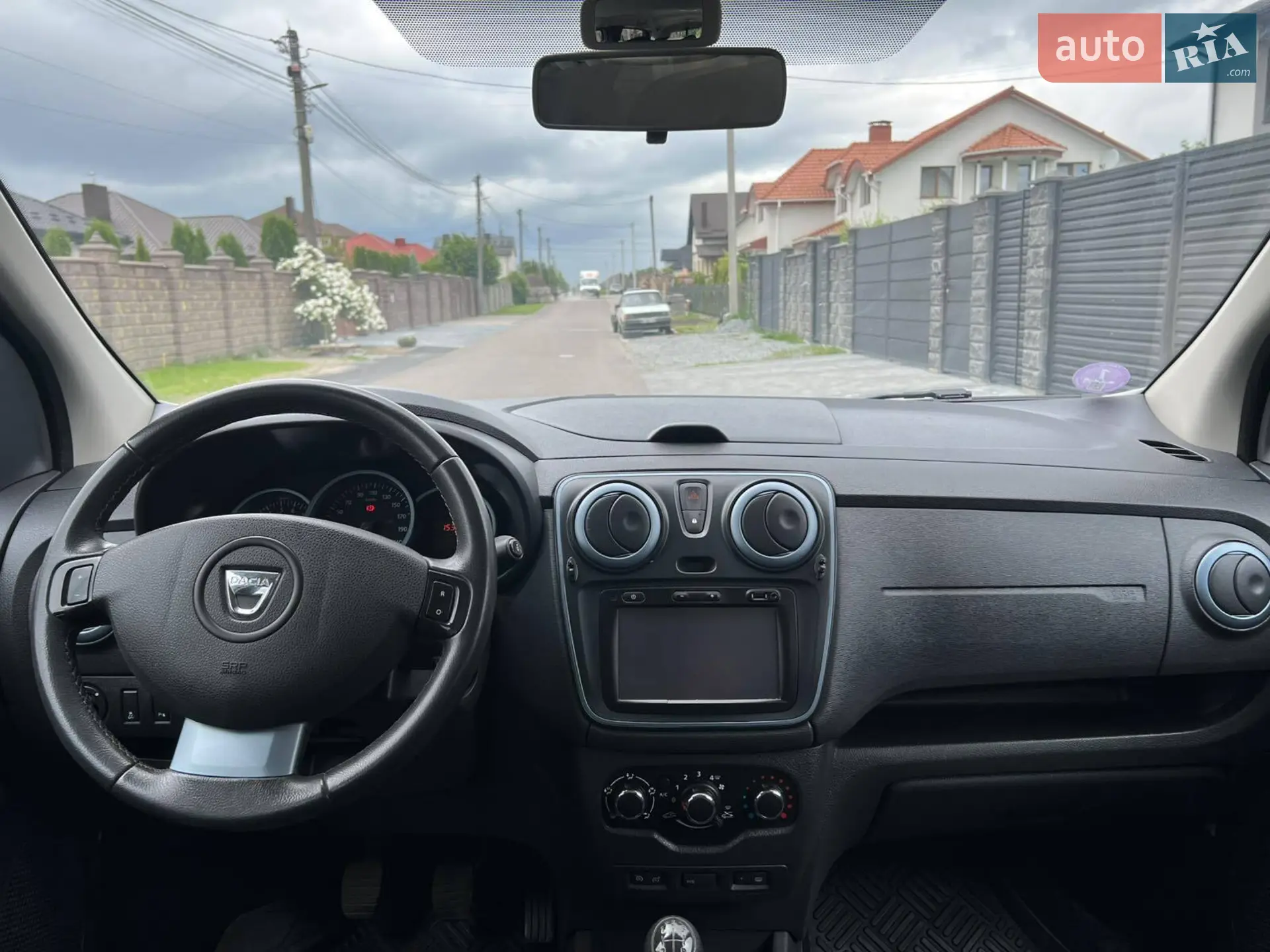 2016 Dacia Lodgy - мініатюра 21