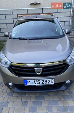 Мінівен Dacia Lodgy 2013 в Чернівцях