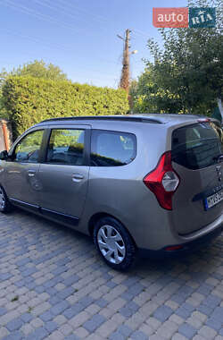 Минивэн Dacia Lodgy 2013 в 