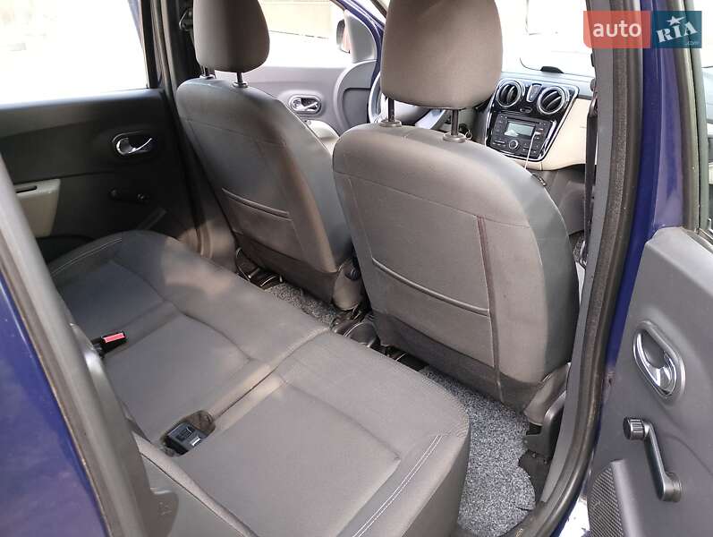 Минивэн Dacia Lodgy 2013 в Киеве