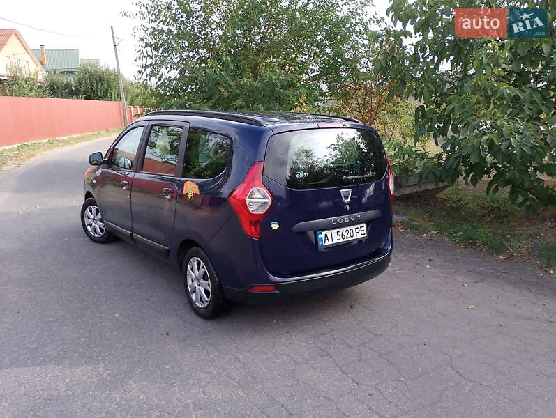 Минивэн Dacia Lodgy 2013 в Киеве