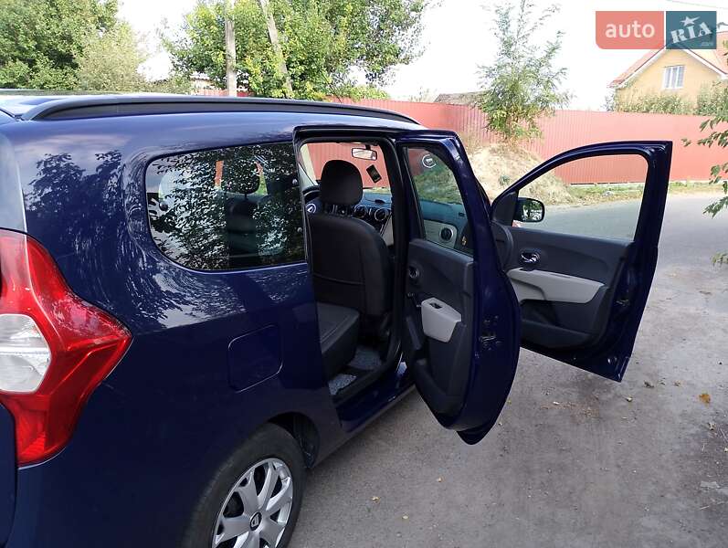 Минивэн Dacia Lodgy 2013 в Киеве