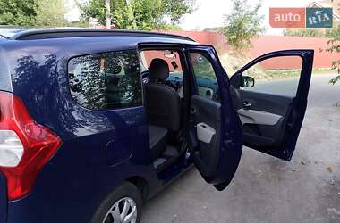 Минивэн Dacia Lodgy 2013 в 