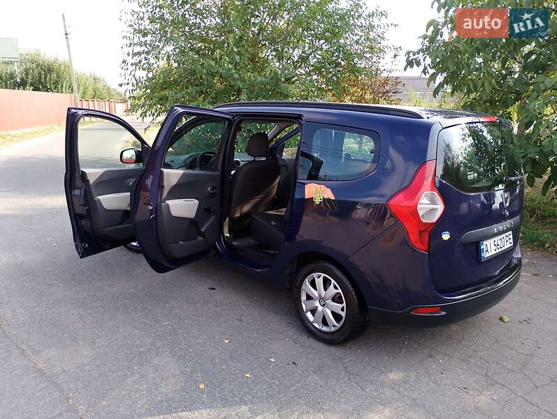 Минивэн Dacia Lodgy 2013 в Киеве