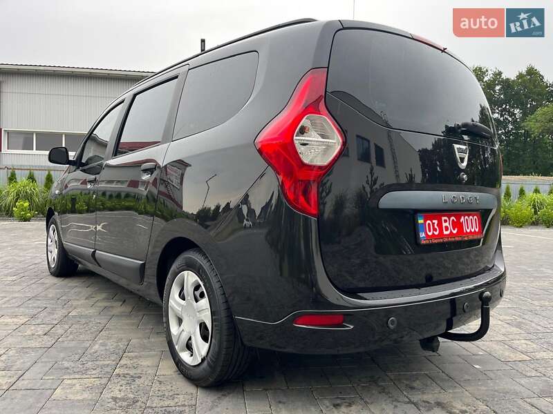 Минивэн Dacia Lodgy 2013 в Луцке