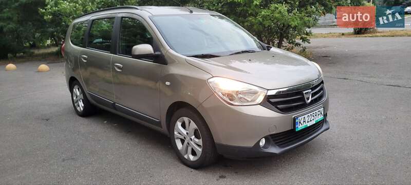 Dacia Lodgy 2013