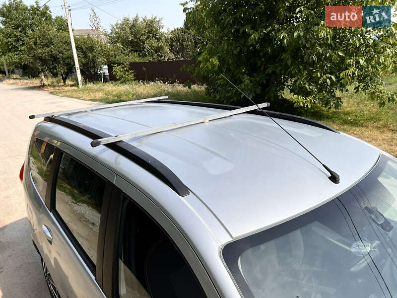 Мінівен Dacia Lodgy 2012 в Кропивницькому