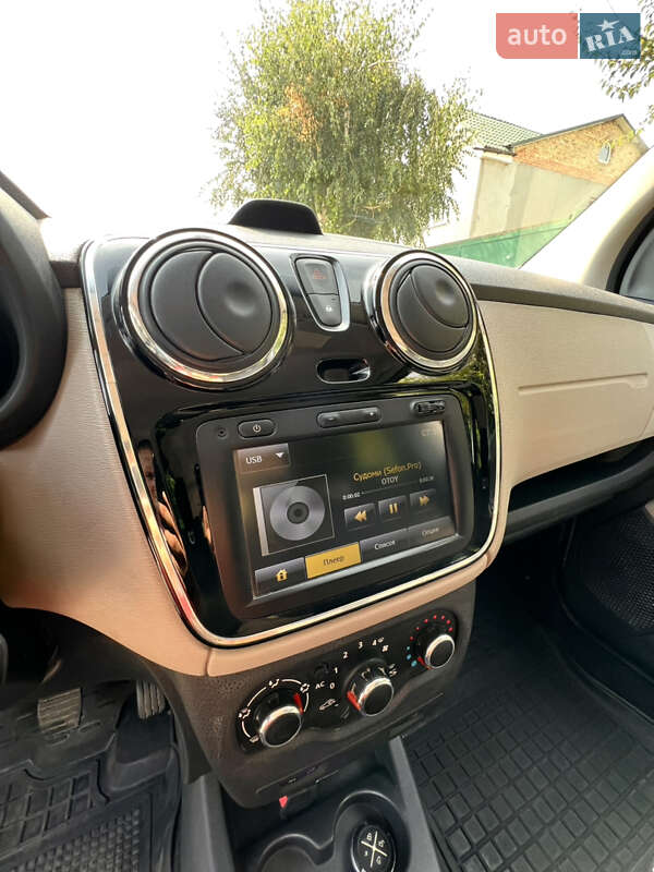 Мінівен Dacia Lodgy 2012 в Кропивницькому