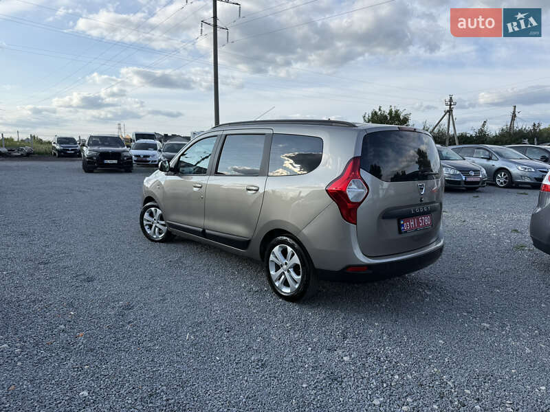 Минивэн Dacia Lodgy 2012 в Ровно