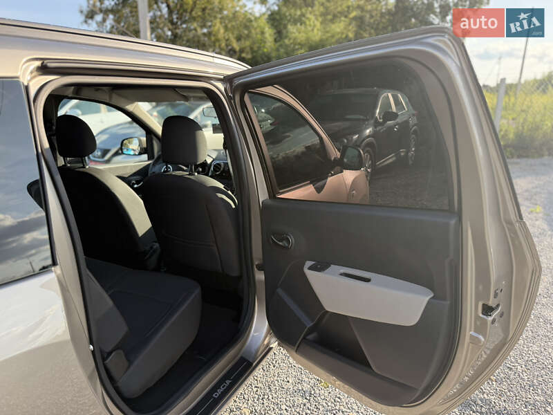 Минивэн Dacia Lodgy 2012 в Ровно