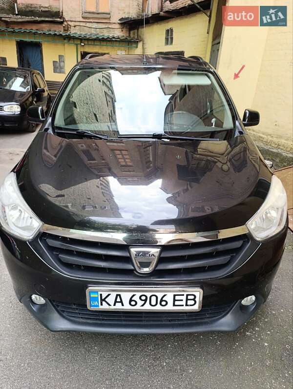 Dacia Lodgy 2012