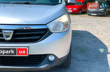 Минивэн Dacia Lodgy 2012 в 