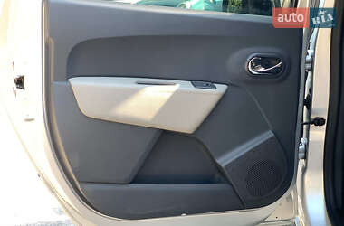 Минивэн Dacia Lodgy 2012 в 