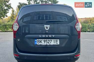 Минивэн Dacia Lodgy 2012 в 