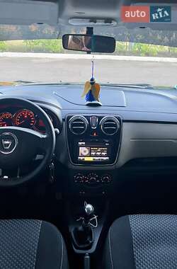Минивэн Dacia Lodgy 2012 в 