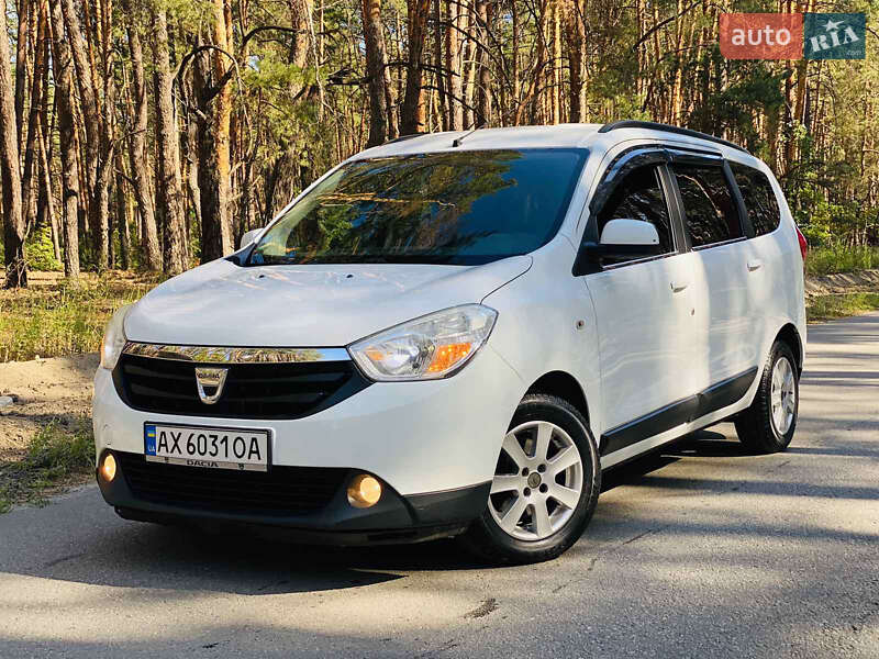 Dacia Lodgy 2013