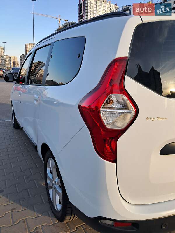 Минивэн Dacia Lodgy 2013 в Киеве