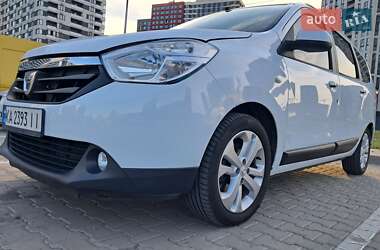 Мінівен Dacia Lodgy 2013 в 