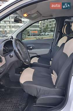 Мінівен Dacia Lodgy 2013 в 