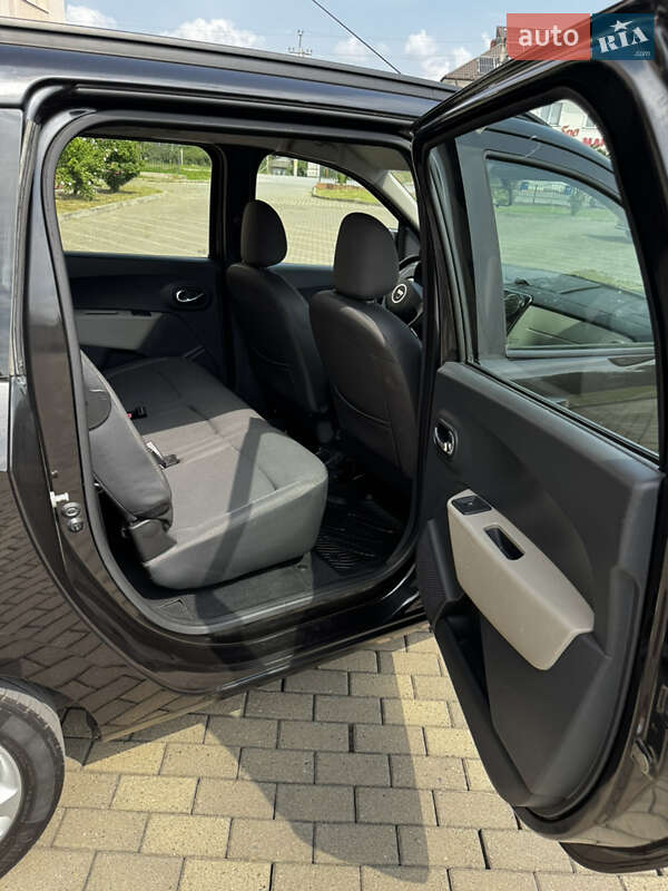 Минивэн Dacia Lodgy 2013 в Черновцах