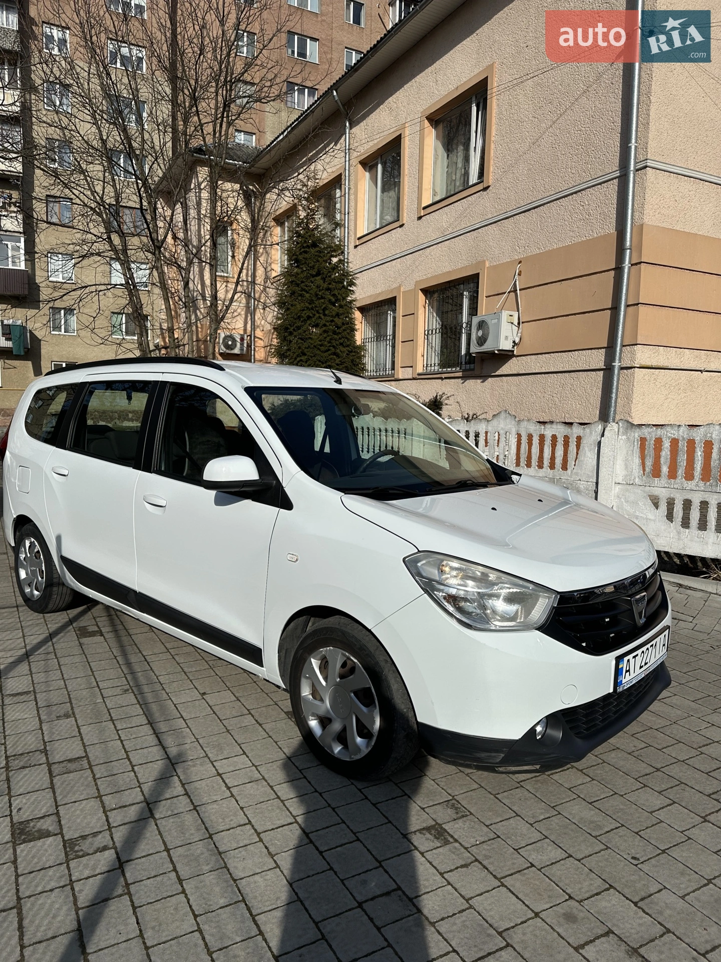 2012 Dacia Lodgy - мініатюра 2