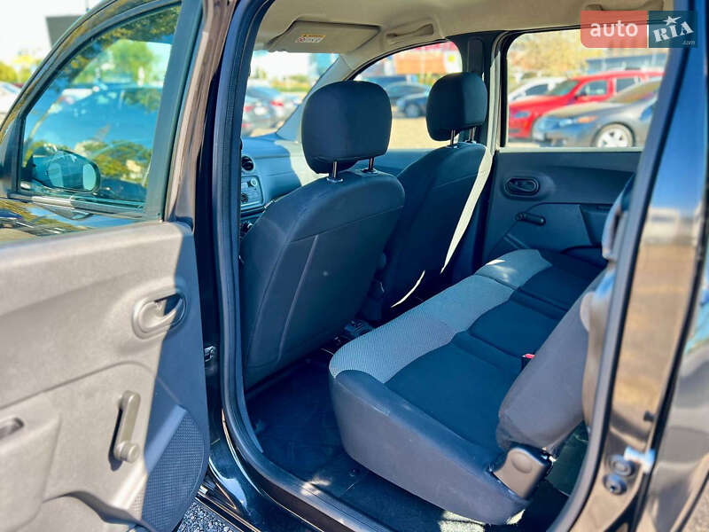 Минивэн Dacia Lodgy 2021 в Киеве