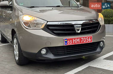 Минивэн Dacia Lodgy 2012 в 