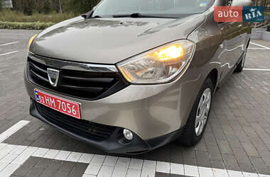 Минивэн Dacia Lodgy 2012 в 