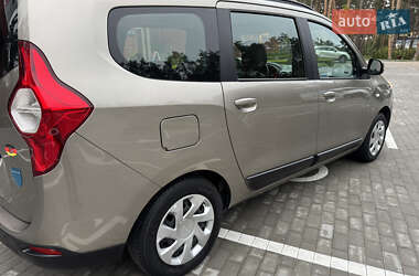 Минивэн Dacia Lodgy 2012 в 