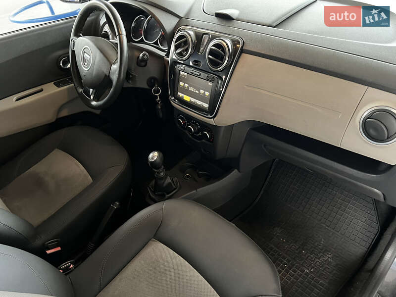 Мінівен Dacia Lodgy 2012 в Миколаєві