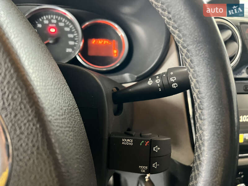 Мінівен Dacia Lodgy 2012 в Миколаєві