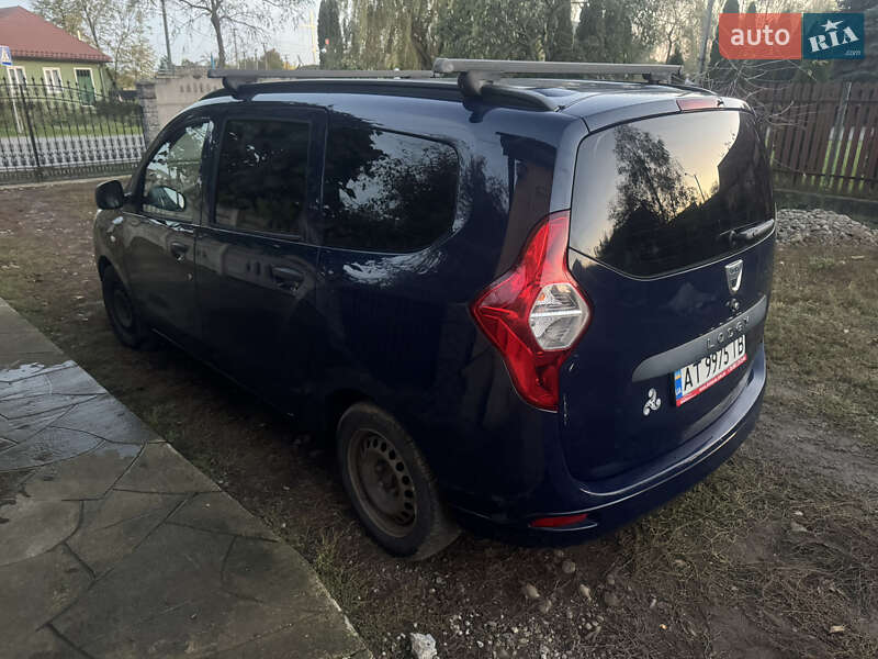 Минивэн Dacia Lodgy 2012 в Ивано-Франковске фото Минивэн Dacia Lodgy 2012 в Ивано-Франковске