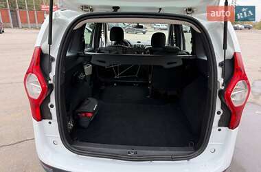 Минивэн Dacia Lodgy 2012 в 