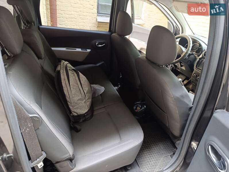 Минивэн Dacia Lodgy 2012 в Киеве фото 5 Минивэн Dacia Lodgy 2012 в Киеве