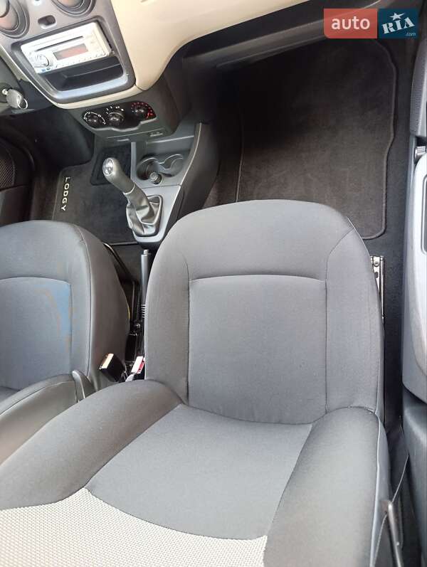 Минивэн Dacia Lodgy 2012 в Сарнах фото 40 Минивэн Dacia Lodgy 2012 в Сарнах