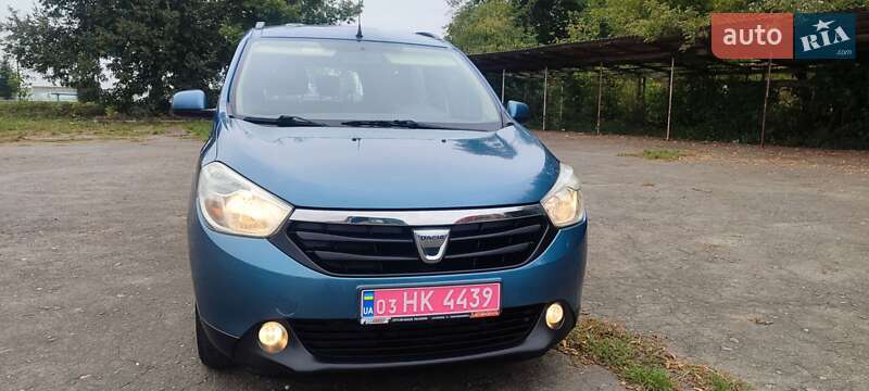 Минивэн Dacia Lodgy 2013 в Луцке