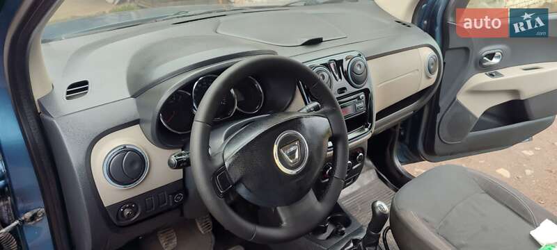 Минивэн Dacia Lodgy 2013 в Луцке
