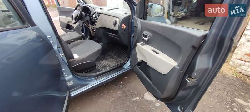 Минивэн Dacia Lodgy 2013 в Луцке
