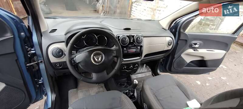 Минивэн Dacia Lodgy 2013 в Луцке