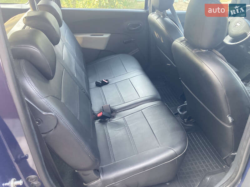 Минивэн Dacia Lodgy 2014 в Богуславе фото 7 Минивэн Dacia Lodgy 2014 в Богуславе