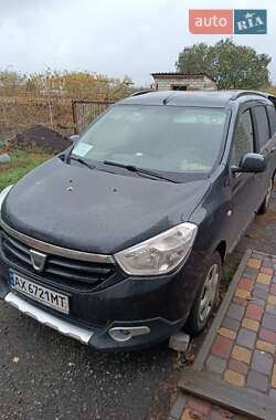 Минивэн Dacia Lodgy 2014 в Лозовой