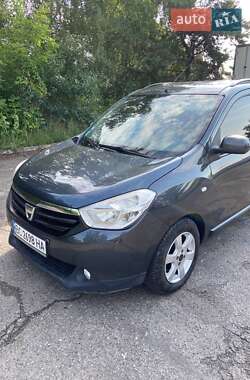 Минивэн Dacia Lodgy 2012 в Львове Минивэн Dacia Lodgy 2012 в Львове