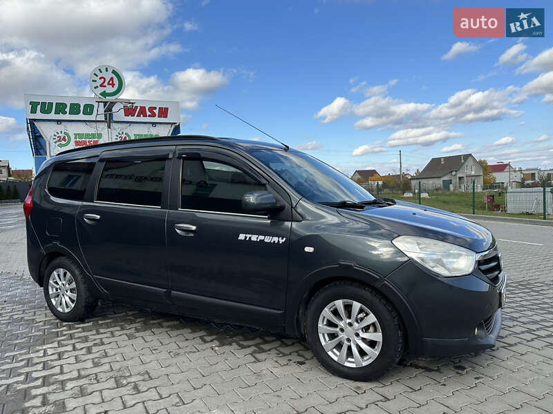 Минивэн Dacia Lodgy 2012 в Каменец-Подольском фото 8 Минивэн Dacia Lodgy 2012 в Каменец-Подольском