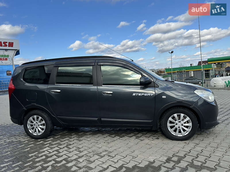 Минивэн Dacia Lodgy 2012 в Каменец-Подольском фото 11 Минивэн Dacia Lodgy 2012 в Каменец-Подольском