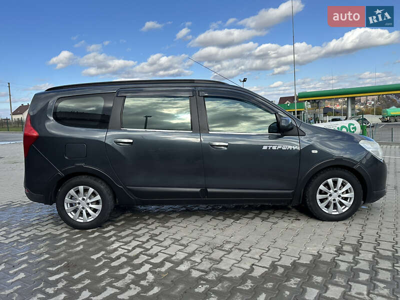 Минивэн Dacia Lodgy 2012 в Каменец-Подольском фото 13 Минивэн Dacia Lodgy 2012 в Каменец-Подольском