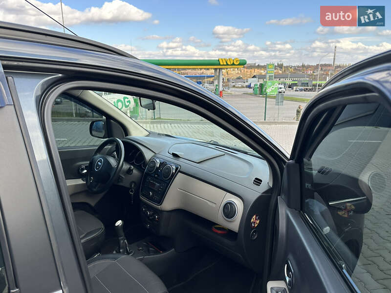 Минивэн Dacia Lodgy 2012 в Каменец-Подольском фото 34 Минивэн Dacia Lodgy 2012 в Каменец-Подольском